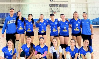 Equipe de Voleibol do Yara Clube Disputa Copas Regionais