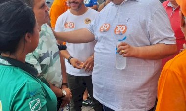 FENÔMENO LARANJA! Caminhada da Mudança traz a cor do otimismo para o centro de Marília