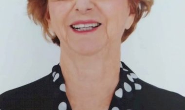 Comércio de Marília em luto: Morre aos 92 anos Carmelita Carvalho Neves, fundadora da Loja Carmelita.