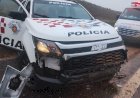 Viatura da PM capota na SP-294